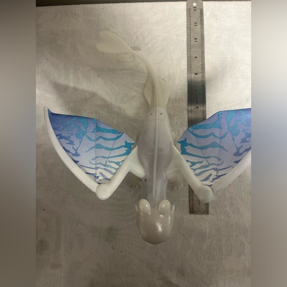 How to train your dragon Light Fury figure with sound - Picture 10 of 11